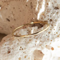 Anillo Lia