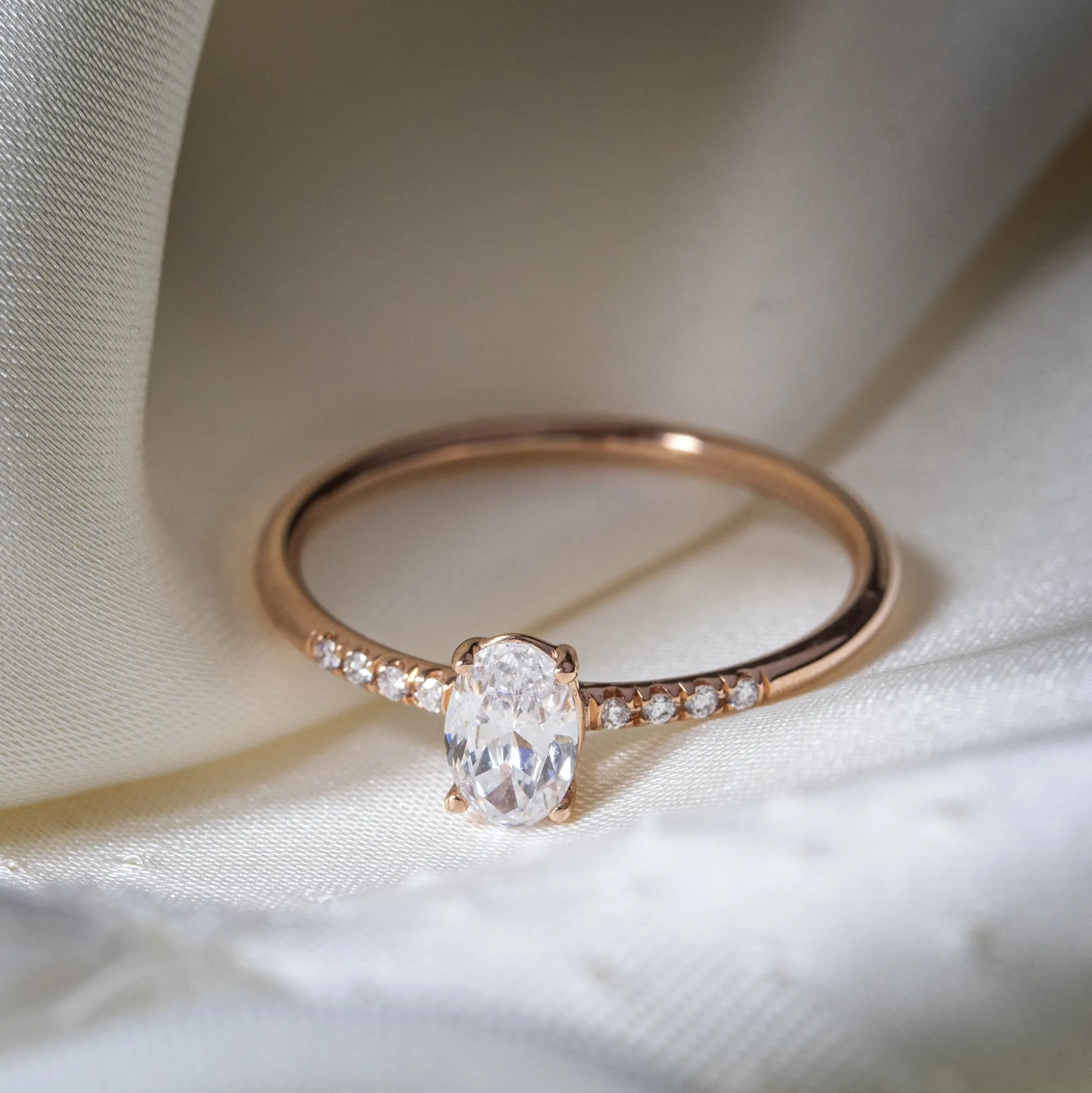 Anillo Tania