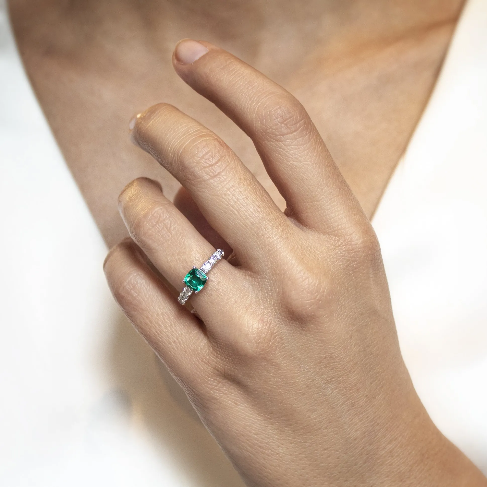 Anillo Tina