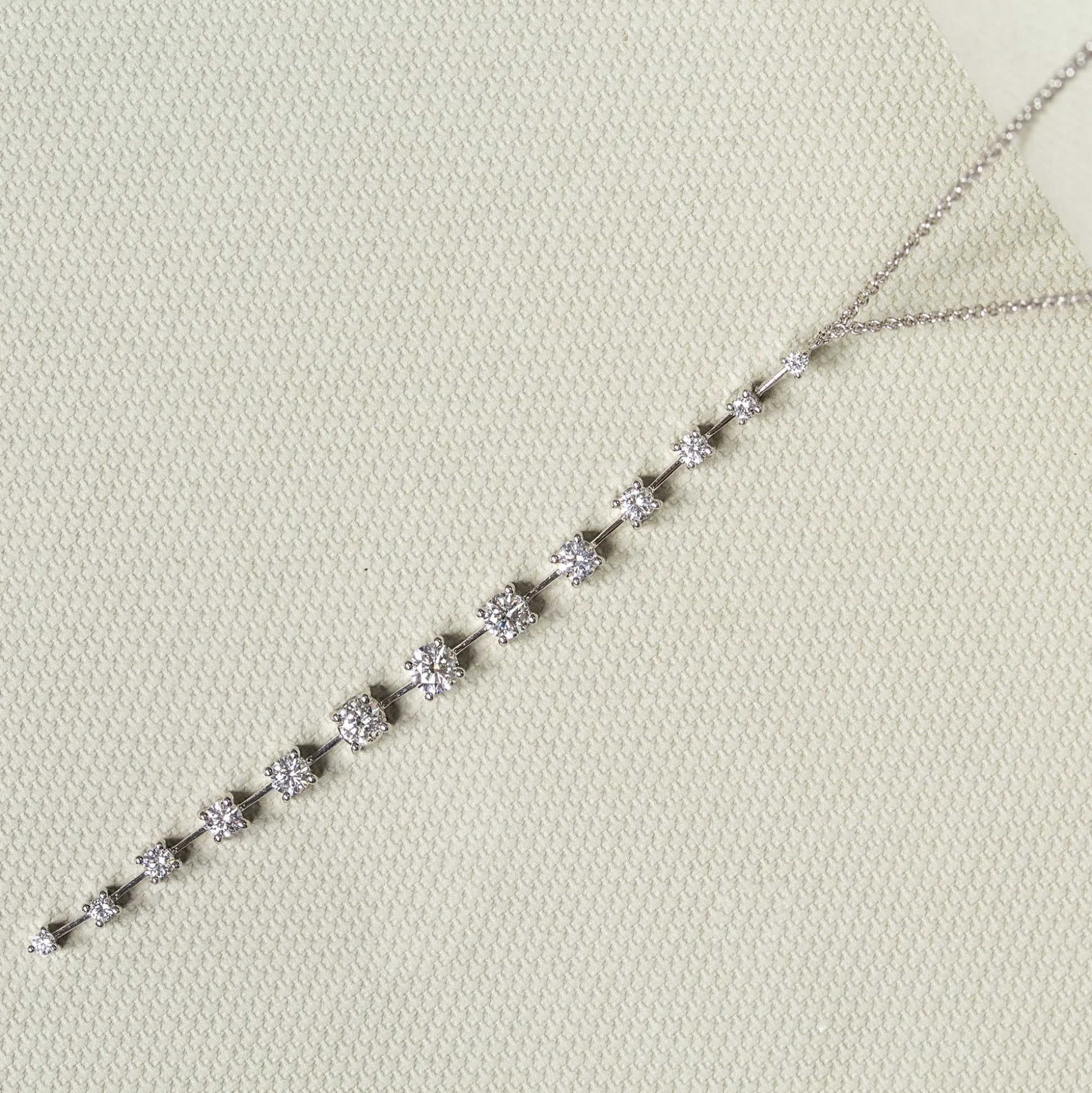 Gargantilla Lariat Fine Jewelry