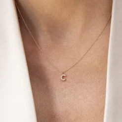 Gargantilla Una Letra Diamantes Mini
